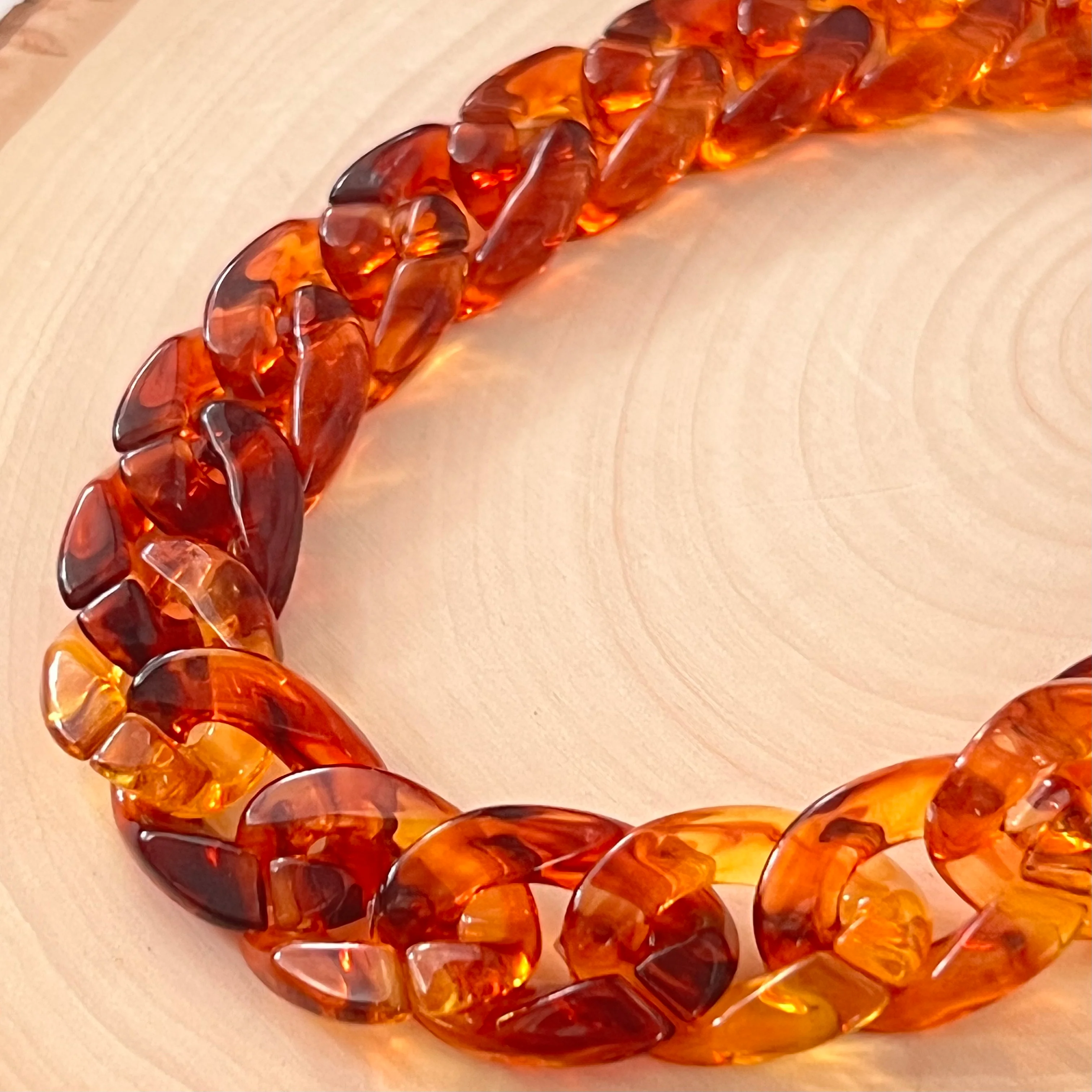 Tortoise Shell Resin Links Phone Charm - Image 5